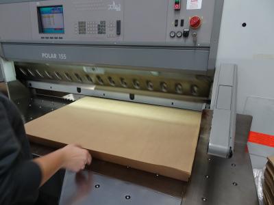 Cross Cutting machine & kraft paper