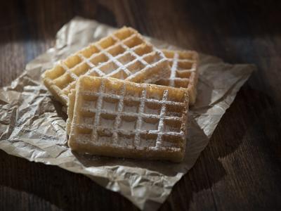 Baking paper with wafles